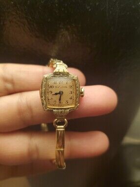 Bulova Antique 1920's Art Deco Ladies 12k Gold Filled Watch